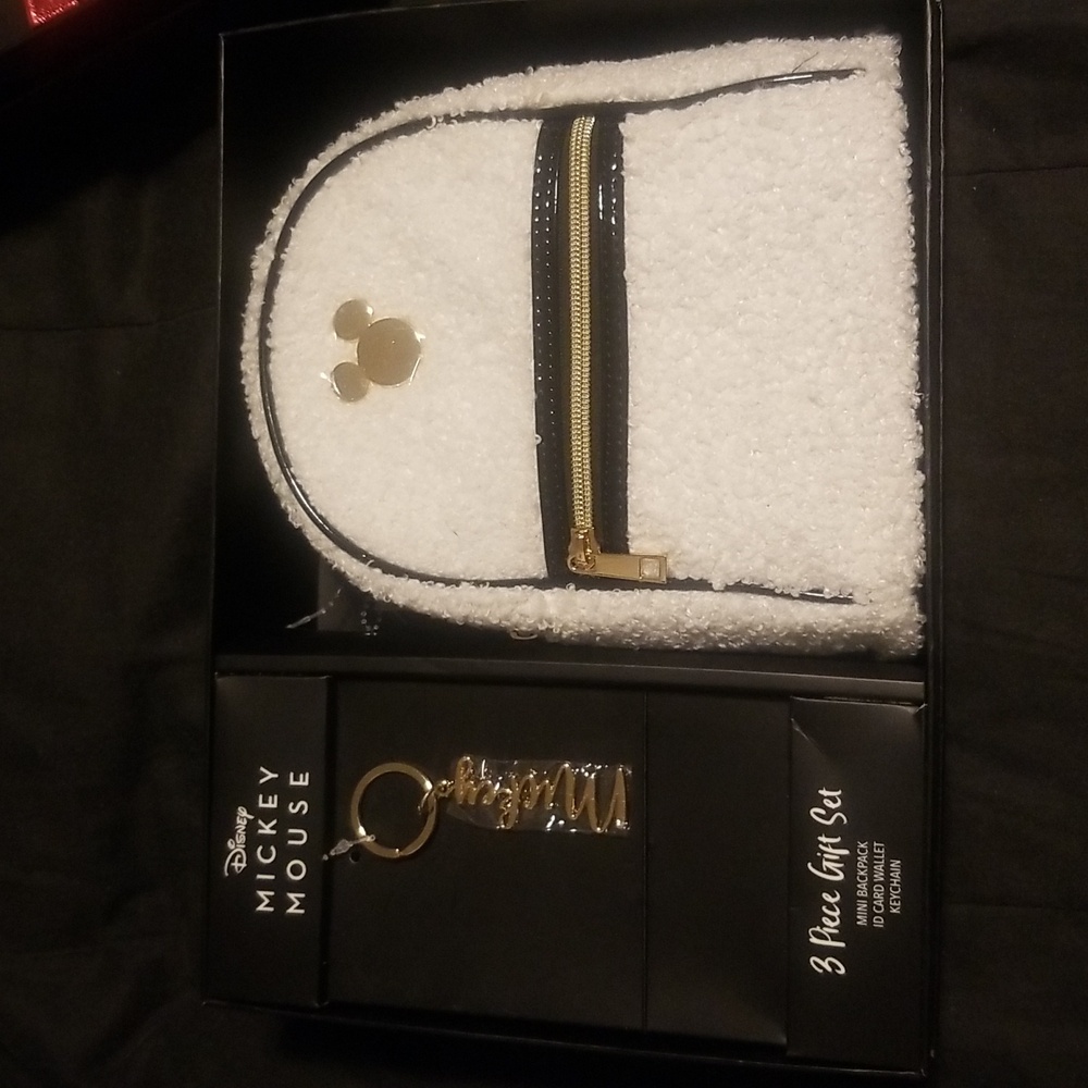 Disney Mickey Mouse Pink 2 Piece Gift Set - NIB